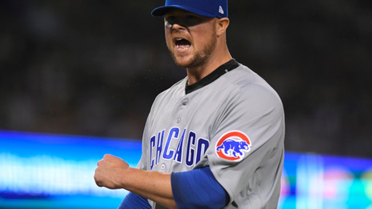 The Latest: Schwarber coming to Cleveland